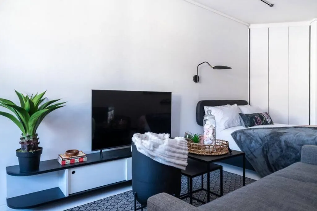 Sassy Studio In Trendy Sea Point Le Cap